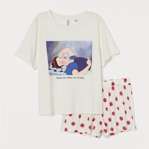 HM Snow White Pajama Set